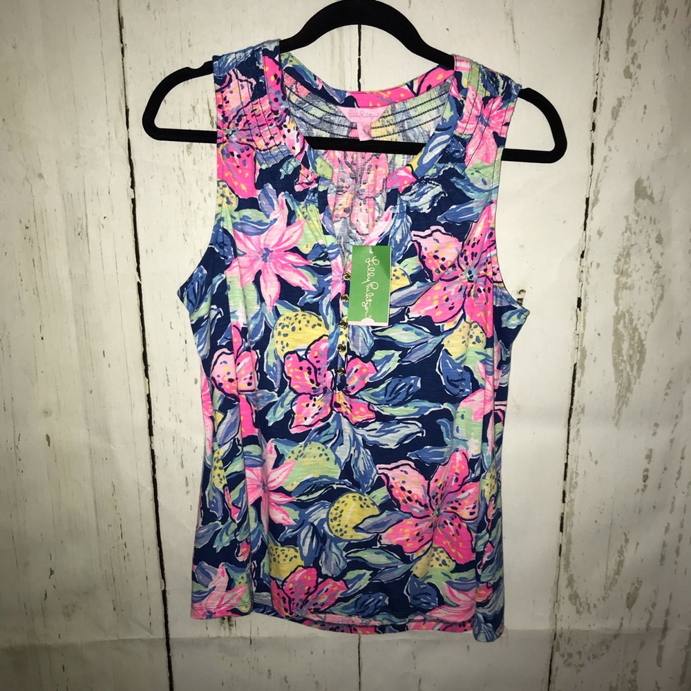 Lilly Pulitzer Essie top Large